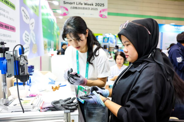 20250930155435-036A2972