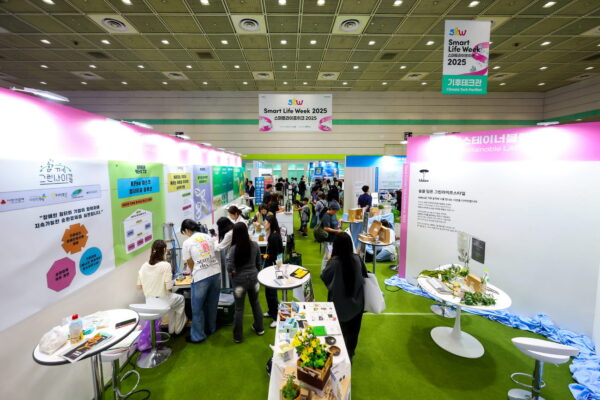 20251001113131-062A8032