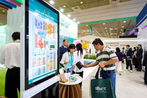 20251001114715-062A8043