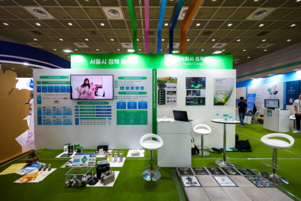 20251001122400-062A8082