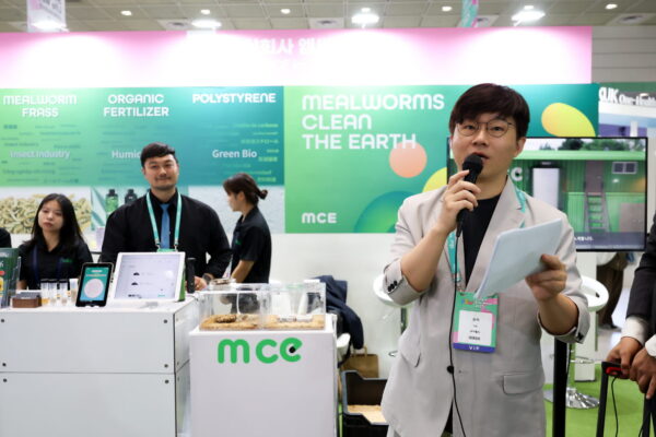 20251001143752-062A8309